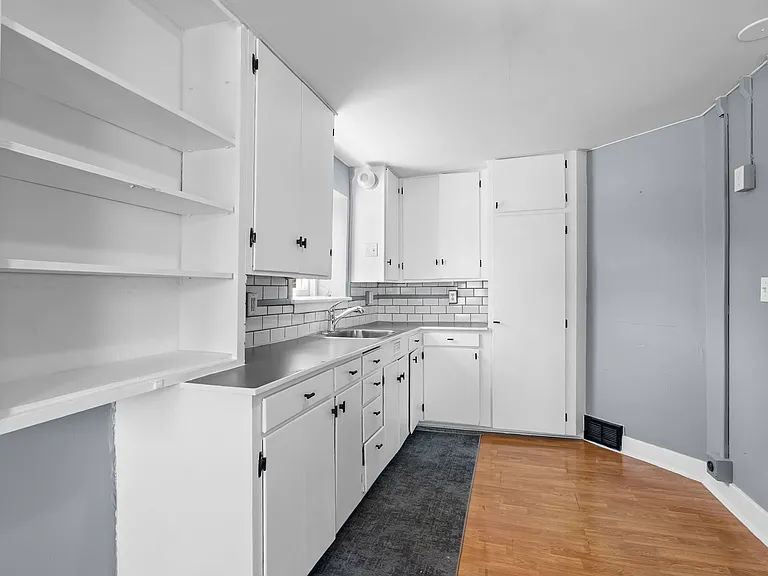 2623 W Maxwell Ave #1 — Photo 7