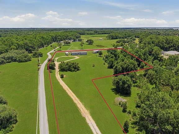 3rd image of 7242 Black Rd
