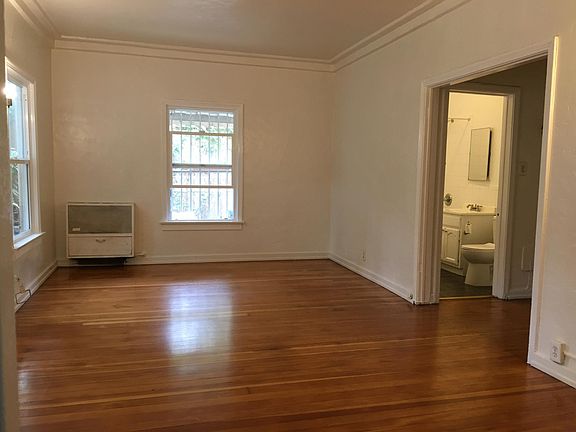 3rd image of 859 N June St #104
