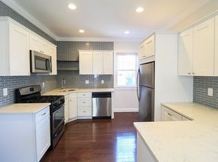 30 Holton St #30, Boston, MA 02134