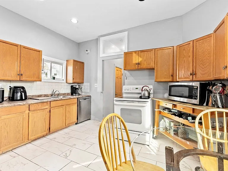 177 Blue Hill Ave #1 — Photo 2