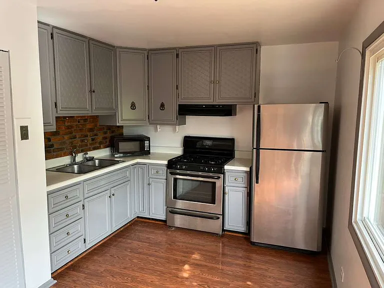 1611 McKool Ave — Photo 1