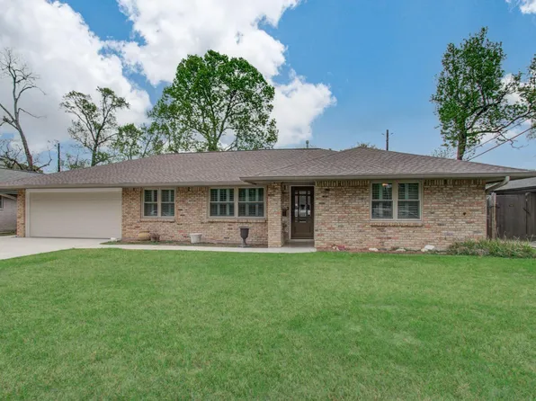 9002 Railton St, Houston, TX 77080