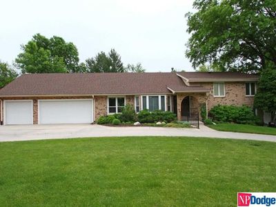 6701 Sumner St, Lincoln, NE, 68506