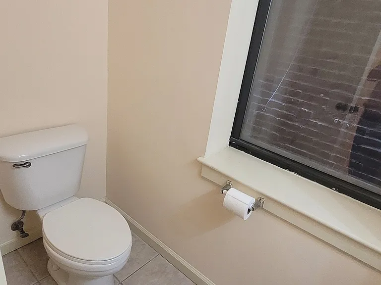 2211 Menard St #A — Photo 18