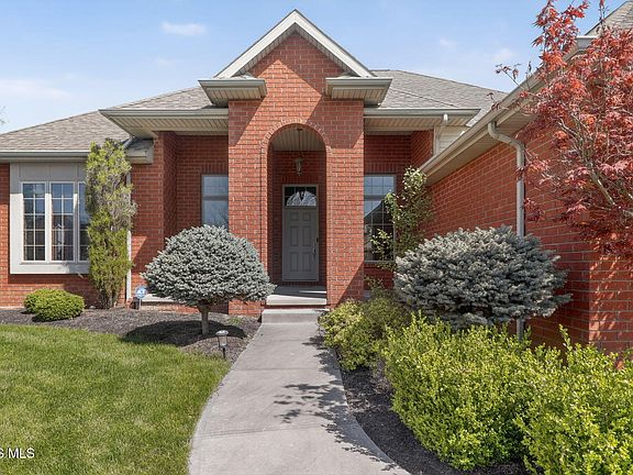 3rd image of 15620 Brookfield Hts