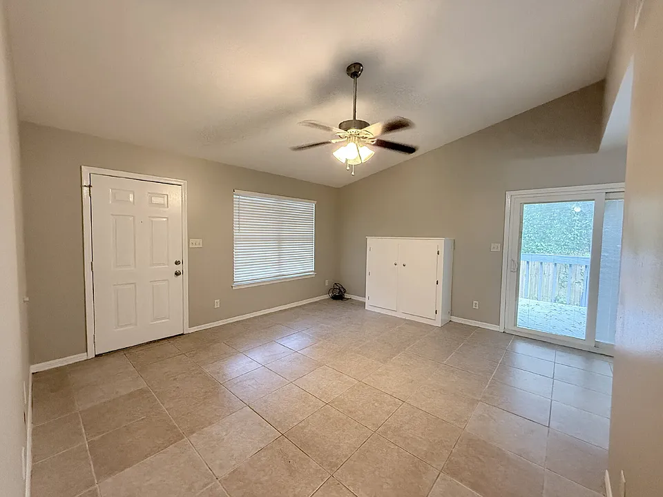 3348 Pine Forest Rd