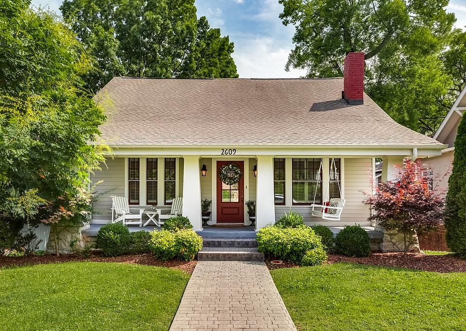1st image of 2609 Essex Pl