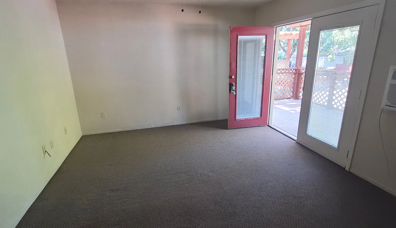 1 bed, $950 — Photo 1