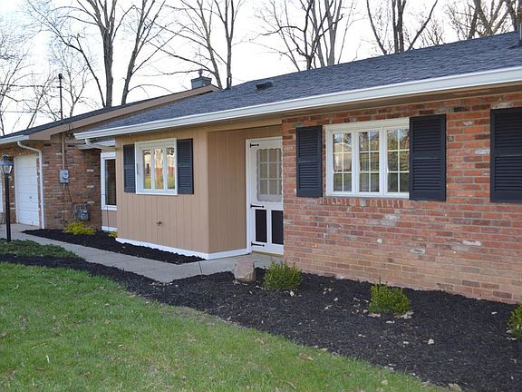 2nd image of 37 Oakcrest Dr