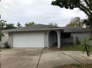 10526 118th St, Seminole, FL 33778