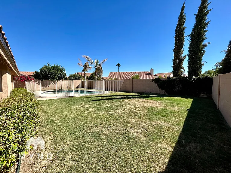 5623 E Grandview Rd — Photo 37