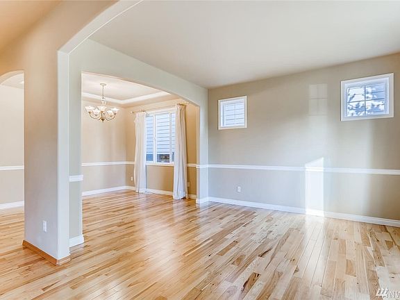 3rd image of 1127 176th Pl SW
