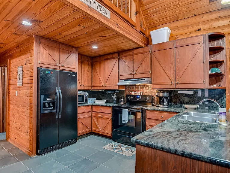 1700 Buckhead Rd — Photo 24