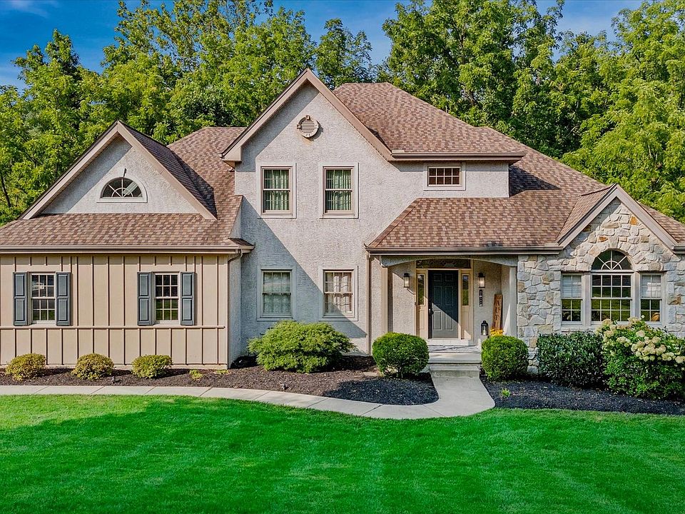 1st image of 15 Taylors Mill Ln