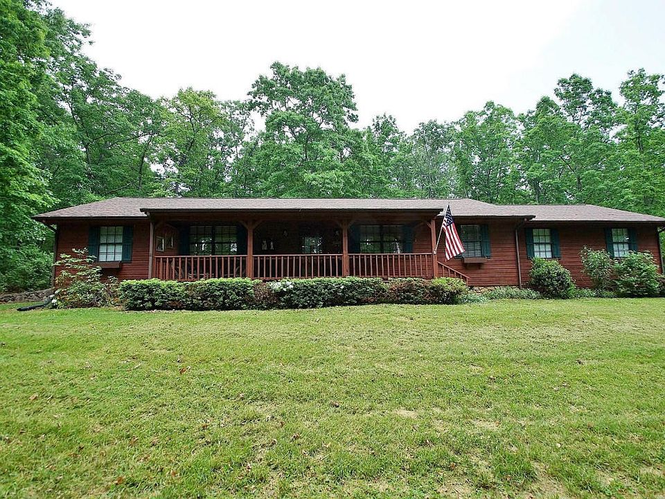 1st image of 100 Holly Ct