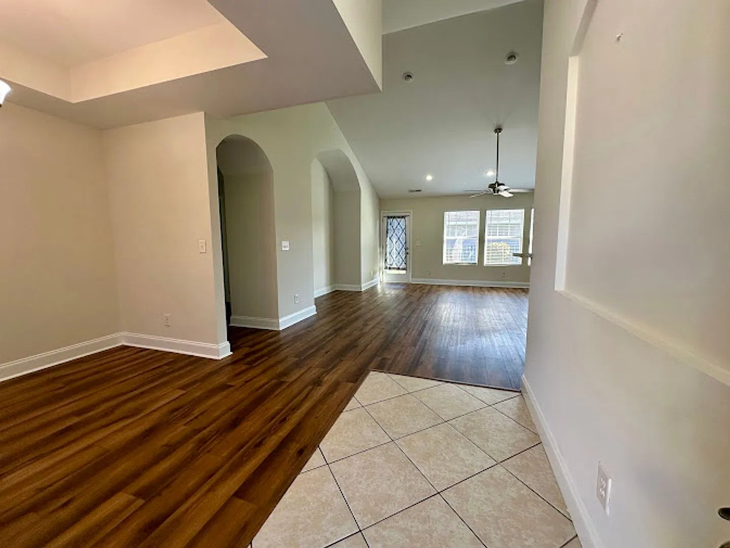 4 BR/3 BA home in the Sugar Mill neighborhood in Forestbrook — Photo 4