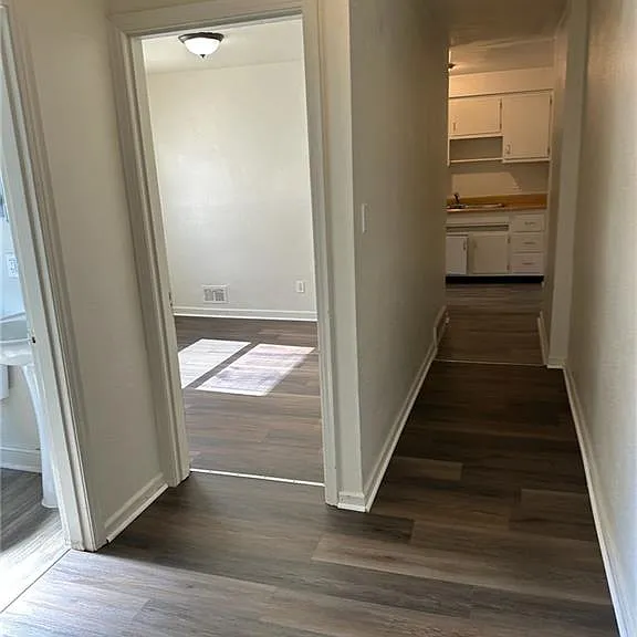 102 E Norman Ave — Photo 1