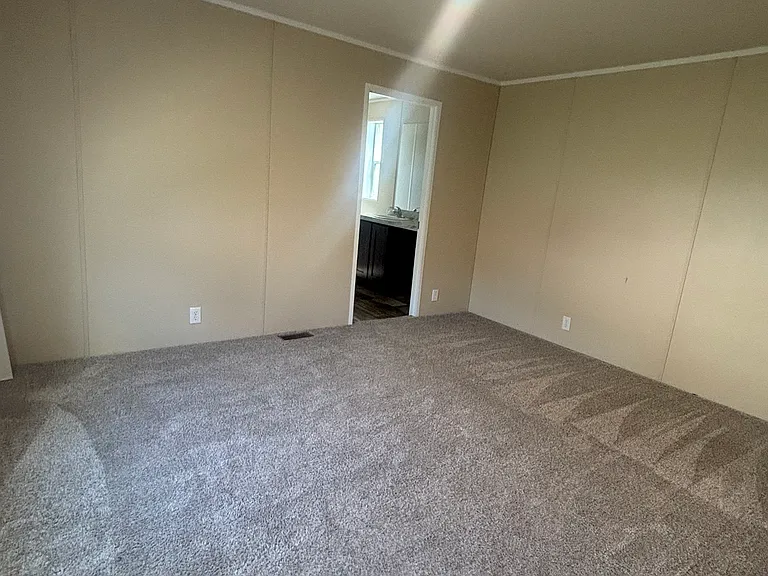 3605 Pauline Ave — Photo 8