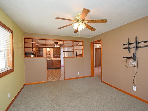 5th image of 1922 Parkamo Ave