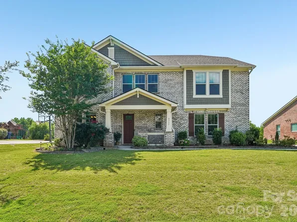 8337 Breton Way, Harrisburg, NC 28075