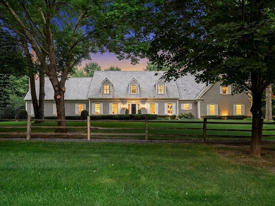 1st image of 235 Hollander Rd
