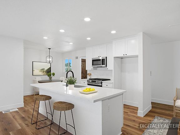 3rd image of 1396 Mitchell Ln