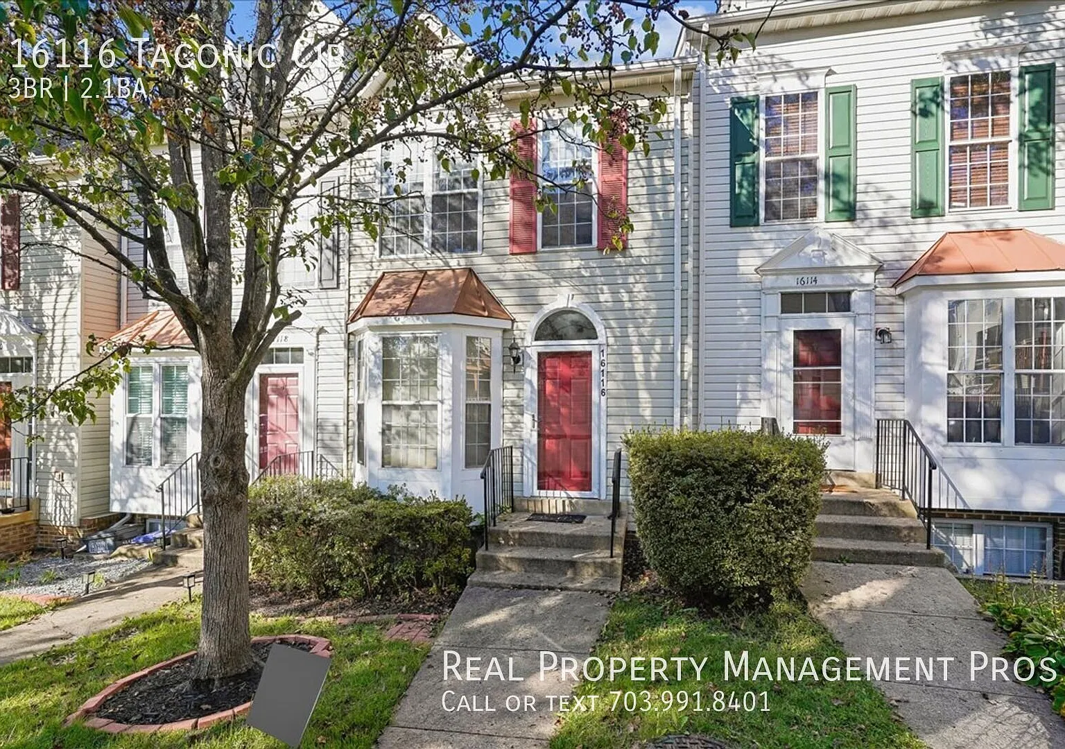 3 Bed Townhome w/ Fenced backyard near I-95! — Photo 1