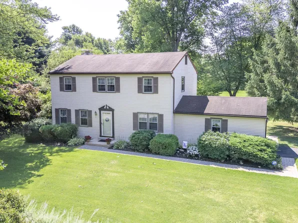 7 Raleigh Dr, Downingtown, PA 19335