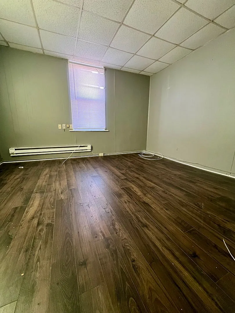 Pine St 700 — Photo 2