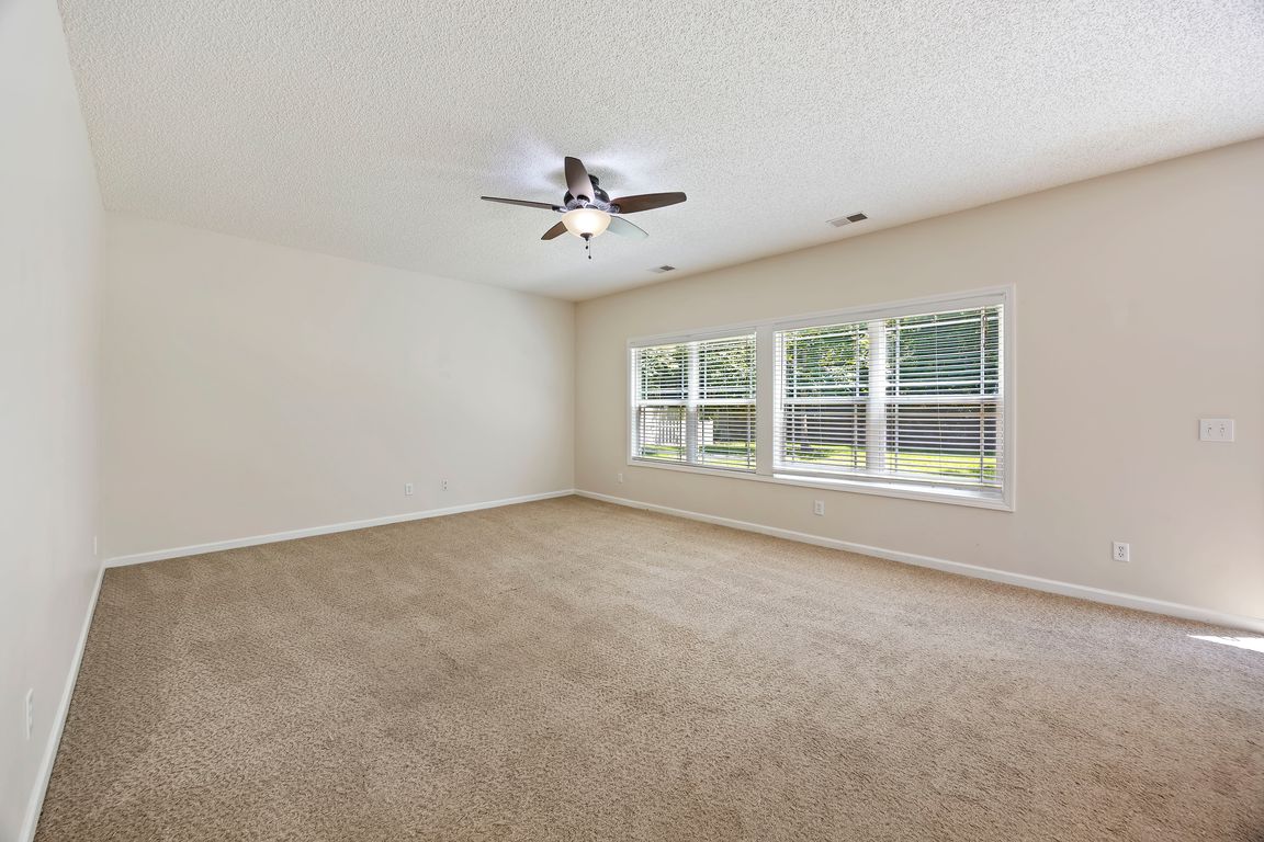 next background image