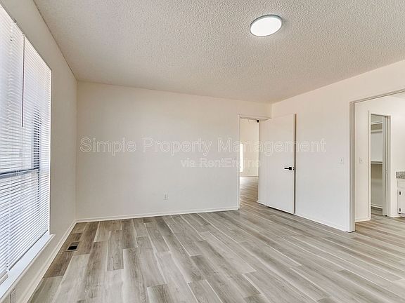 5th image of 6628 Laurel Dr