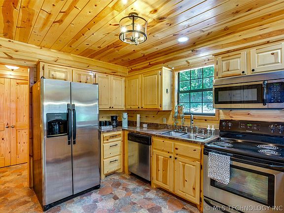 5th image of 3859 W Lake Rd
