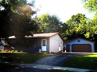 708 Chicory Rd, Burlington, WI 53105