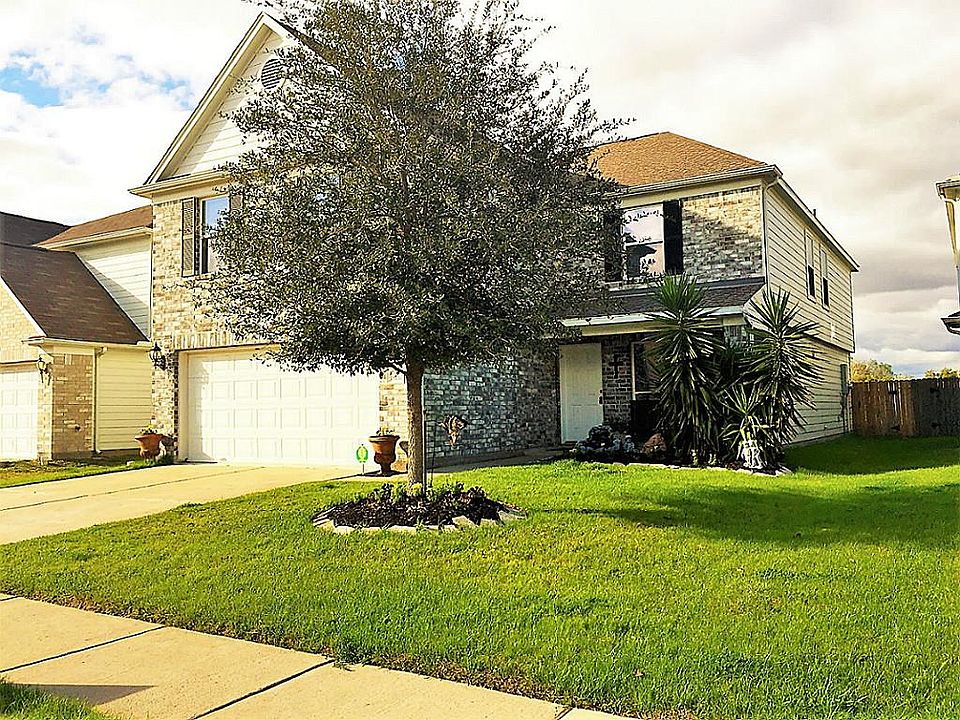 2nd image of 18110 Elm Edge Way