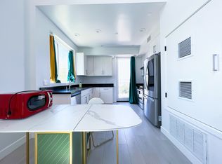 The 1200, Los Angeles, CA 90007