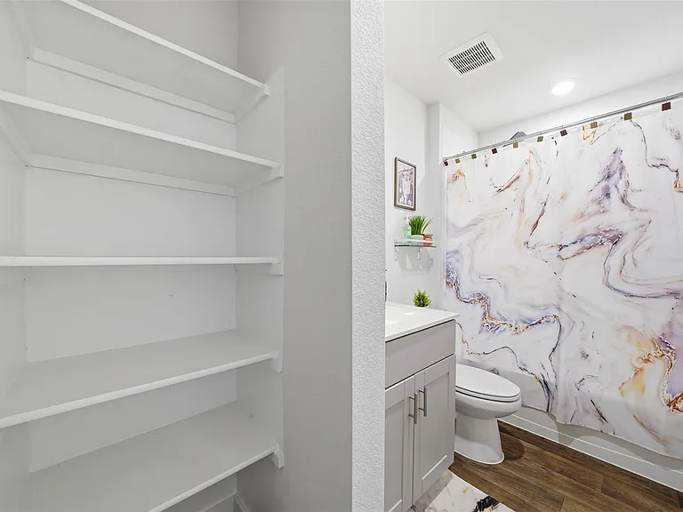 318 Merriman Rd — Photo 30