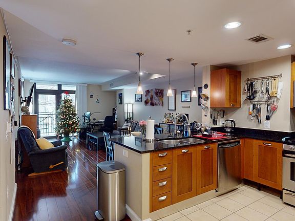 2nd image of 2451 Midtown Ave APT 215