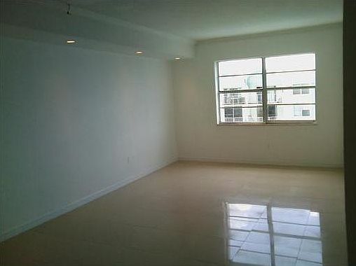 3rd image of 486 NW 165th St APT B606