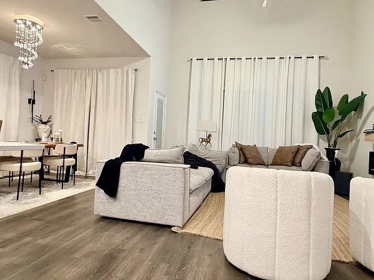 901 Goldenrod Ln — Photo 15