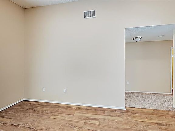 3rd image of 3605 Quail Hollow Ln