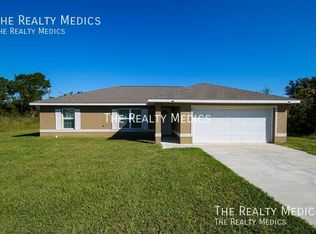 29 Malauka Run Dr, Ocklawaha, FL 32179