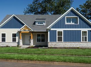 214 Burr Oak Cir, Elgin, IL 60124