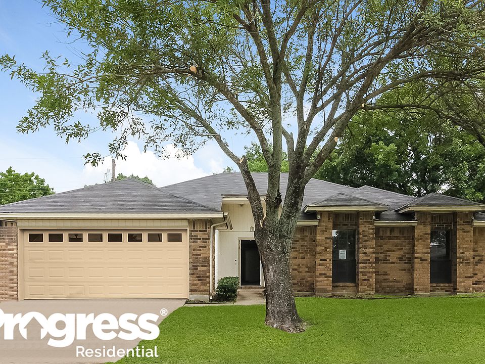 1st image of 808 Clement Dr