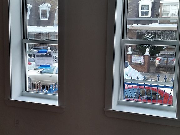 4th image of 1366 Putnam Ave APT 1R