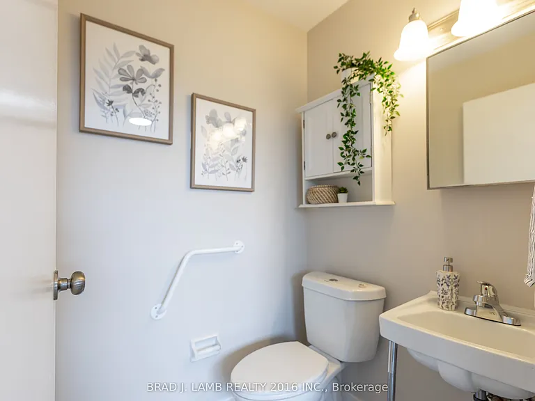 35 Bredin Pkwy N #604 — Photo 6
