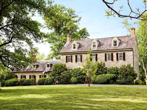 294 Milton Valley Ln, Berryville, VA 22611