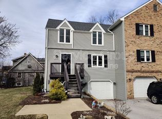 4946 Florence Ave, Downers Grove, IL 60515