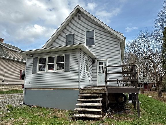 5th image of 209 Oak Rd