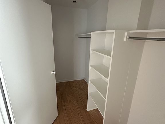 4th image of 940 25th St NW #103S